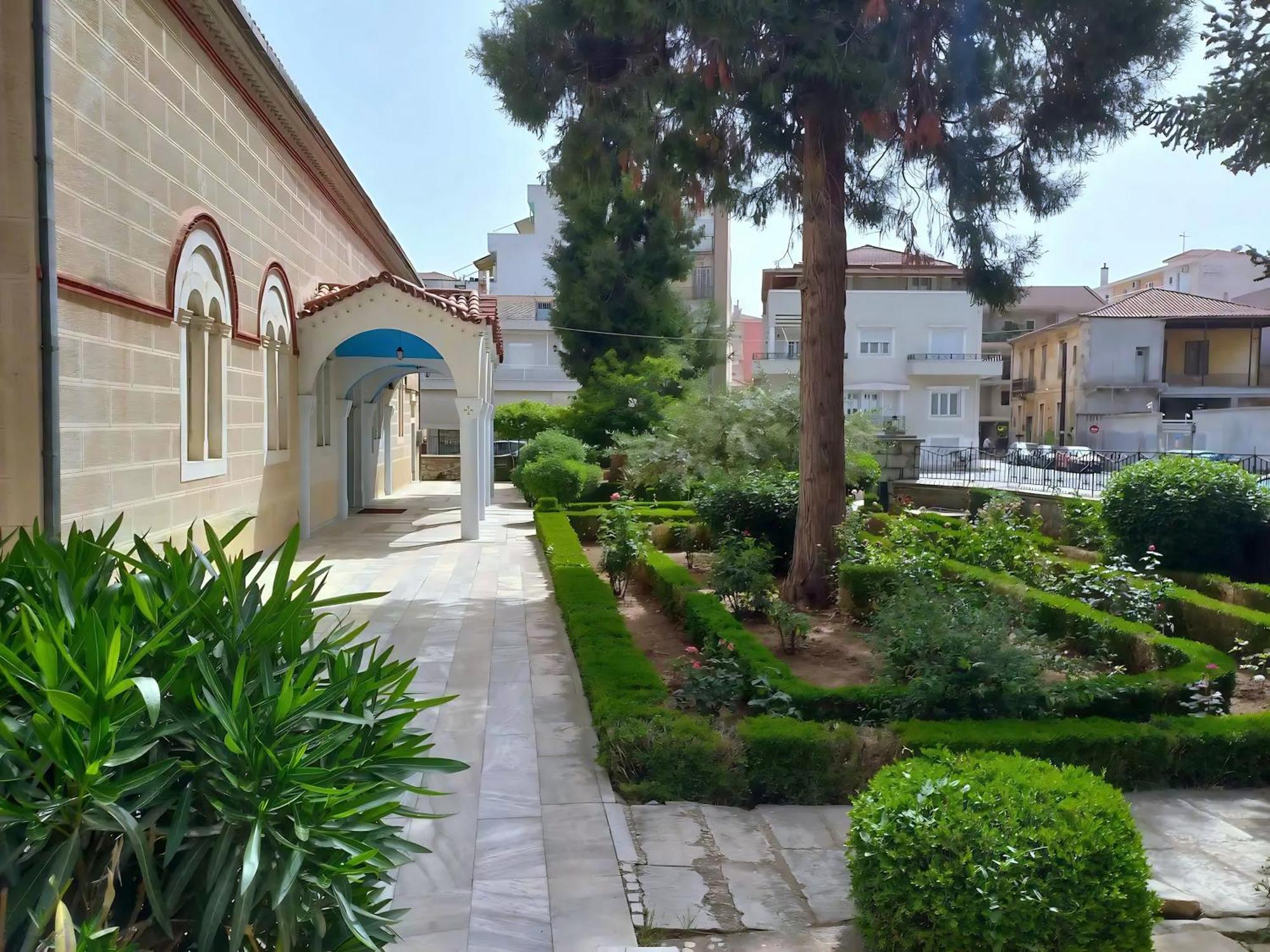 Sam's View - Heart Homestay Tripoli